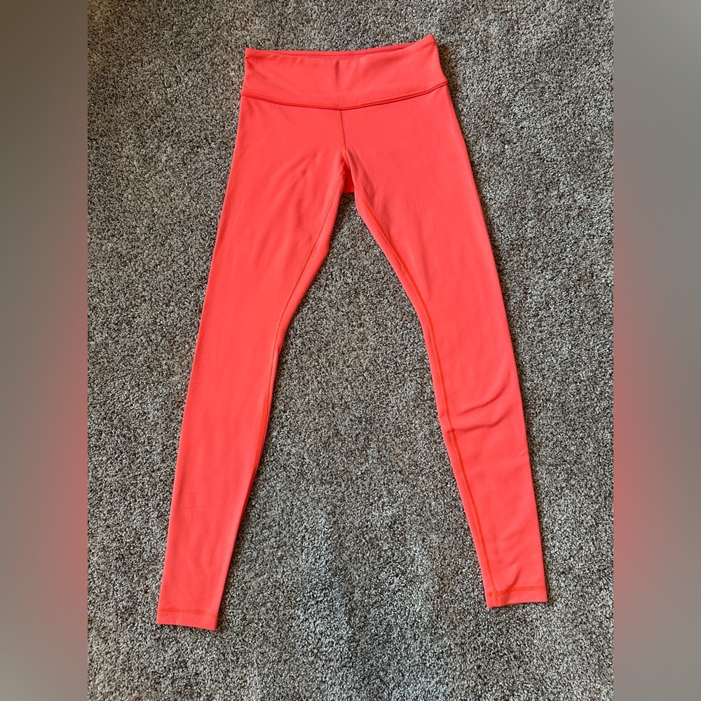 Lululemon Leggings – Size 6, Bright Coral, Excellent Used Condition